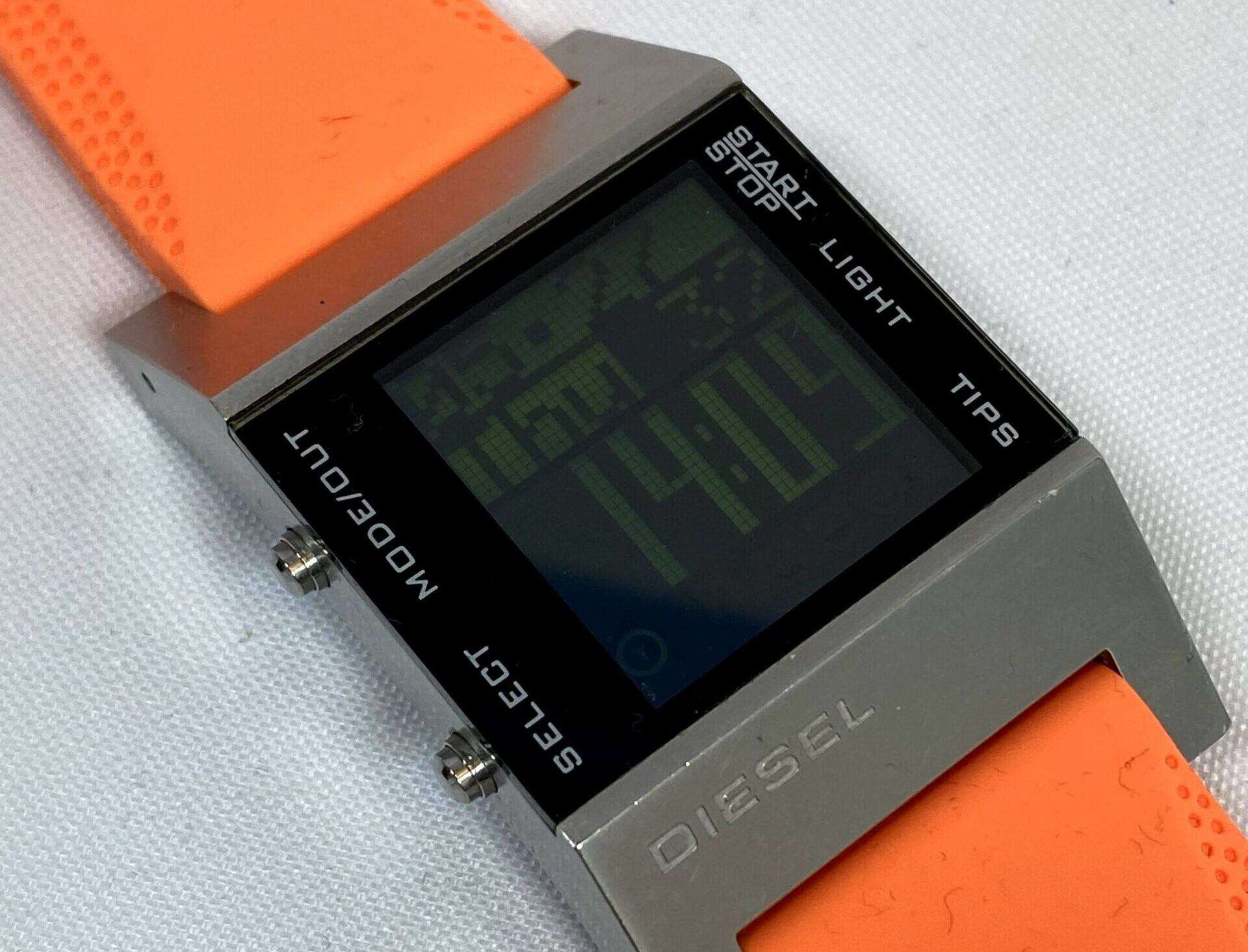 Retro Smartwatch Dieselklocka DZ7023